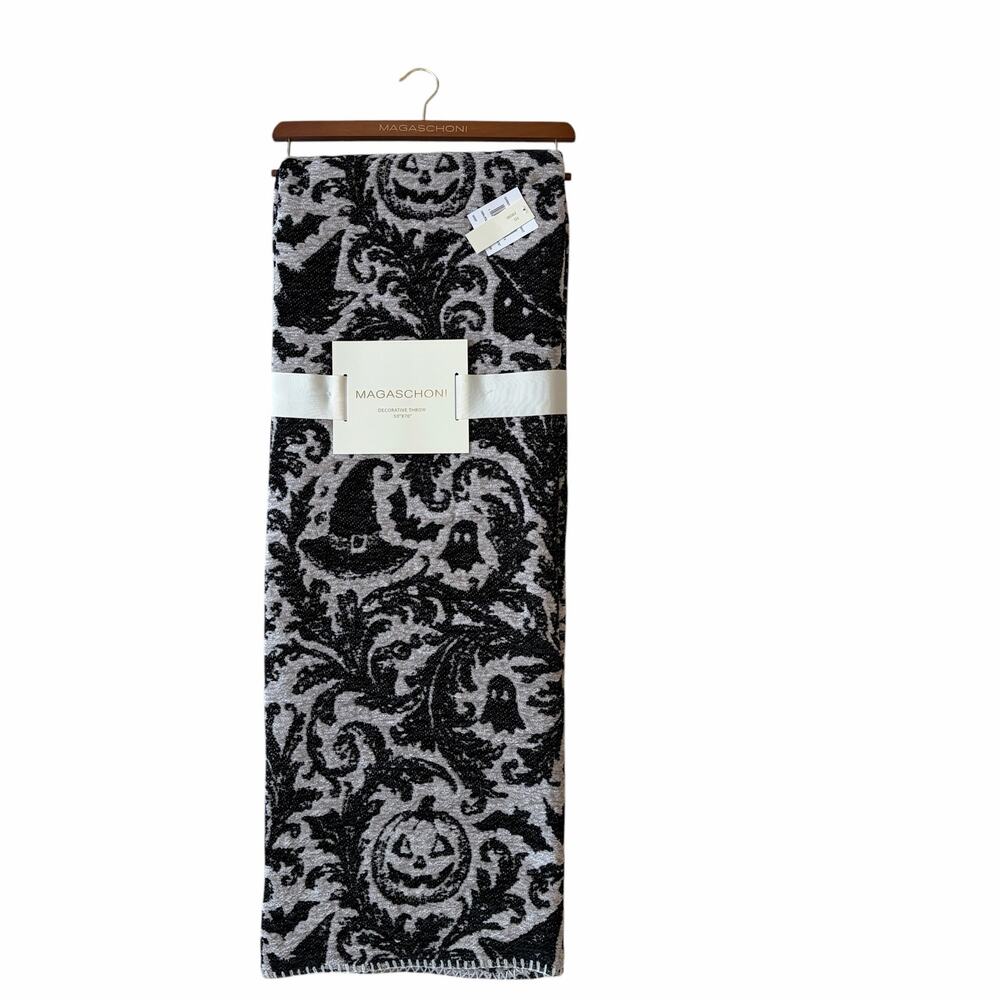 Magaschoni Halloween Damask Throw Blanket 50x70 Black Beige Pumpkins Witch Hats